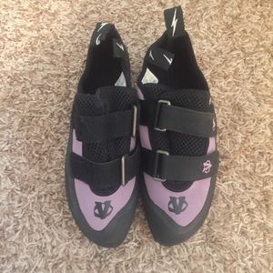 Evolv Eco trax climbing shoes